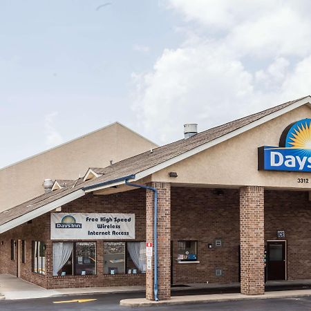 Days Inn By Wyndham Nashville N Opryland/Grand Ole Opry Zewnętrze zdjęcie