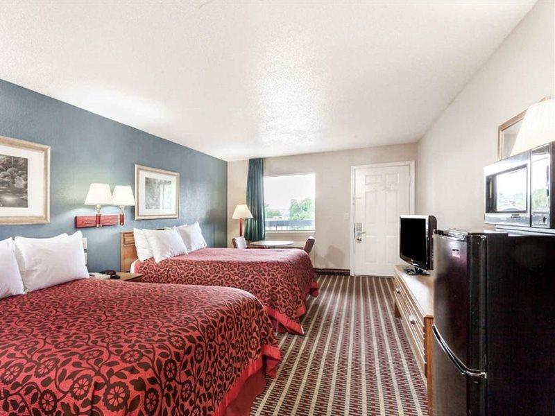 Days Inn By Wyndham Nashville N Opryland/Grand Ole Opry Zewnętrze zdjęcie