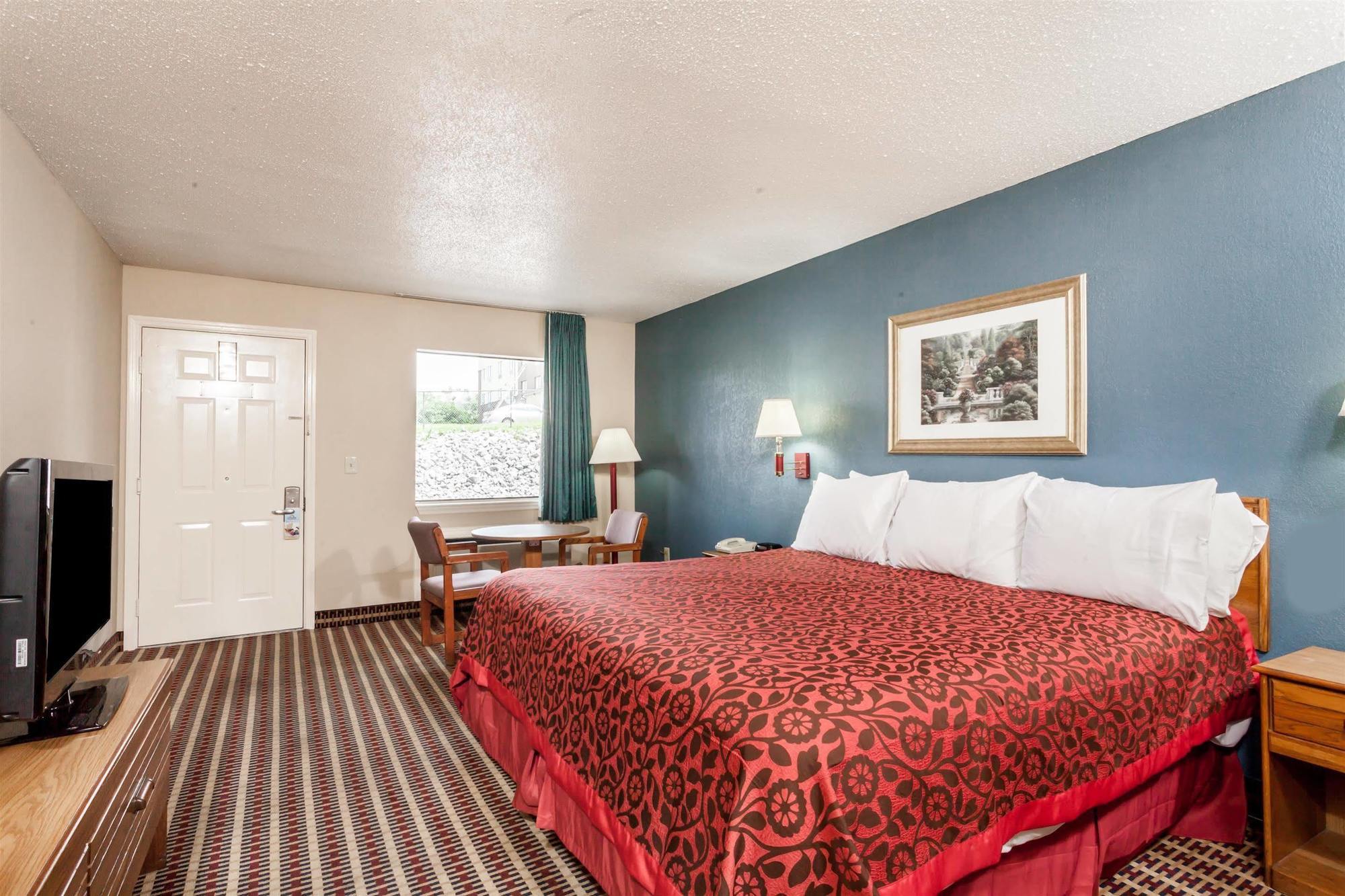Days Inn By Wyndham Nashville N Opryland/Grand Ole Opry Zewnętrze zdjęcie